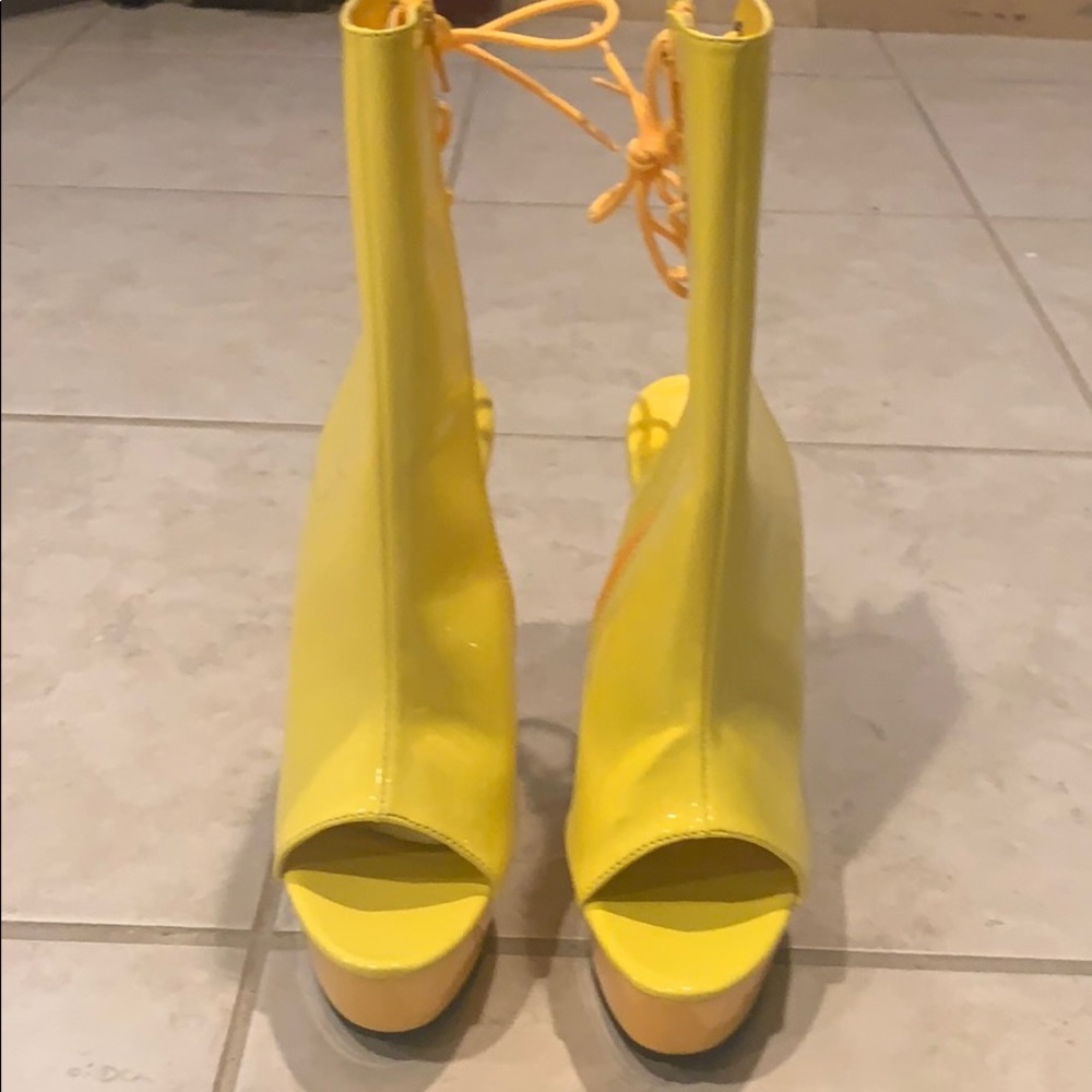 Pleaser Heel
